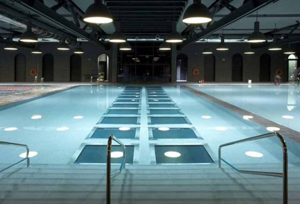 Piezas especiales piscinas Exterior La Alhondiga Bilbao Mosa